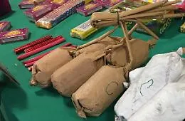 Vendeva fuochi d'artificio su Fb: arrestato palermitano 36enne