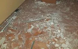 Caltanissetta, crolla tetto pensionati salvi per miracolo