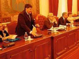 Sgarbi a Taormina &laquo;Per il San Domenico ristrutturazione soft&raquo;