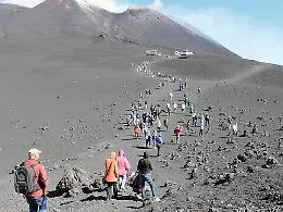 "Parentopoli" Etna, annullato il concorso per le guide sul vulcano