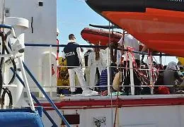 Migranti, il Viminale getta acqua sul fuoco
&laquo;Da luglio trasferiti 3500 in altre regioni&raquo;