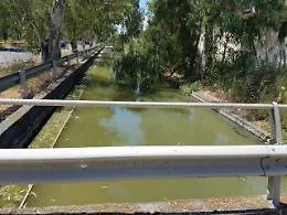 Il Canale Arci pieno di liquami: e il nuovo allacciante sosterr&agrave; anche il carico dei reflui della Riviera dei Ciclopi?