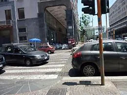 In corso Sicilia il disordine &egrave; totale: solo a Catania si vede questa vergogna