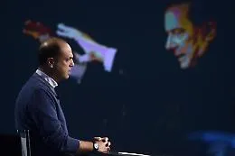 Appello di Berlusconi ad Alfano e Meloni: &laquo;In Sicilia si vince uniti&raquo;. Ma FdI non ci sta