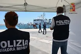 Pozzallo, fermati quattro scafisti, uno ha soltanto 15 anni