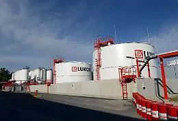 Priolo, Lukoil non abbandona la raffineria Isab e rilancia