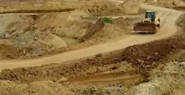 Colmavano ex cava con materiale da discarica: sequestrati 10 ettari a Lentini