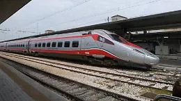 Catania-Roma in treno in sette ore? &Egrave; possibile: ecco come