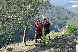 Cade in un dirupo durante battuta di caccia e muore nel Messinese