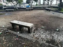 Catania: Piazza Europa contro un esercito di sporcaccioni!