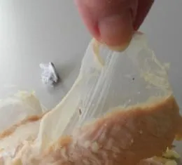 Acireale, panino al guanto in lattice  in una casa di cura e riabilitazione...