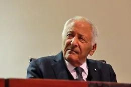 Mo&shy;gol rac&shy;con&shy;ta &ldquo;La Ca&shy;pi&shy;ne&shy;ra&rdquo;: &laquo;Lin&shy;guag&shy;gio di oggi, sen&shy;ti&shy;men&shy;ti di sem&shy;pre&raquo;