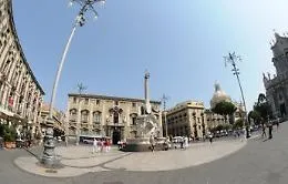 Via libera del Consiglio comunale a fondi per i minori, riqualificazione dei borghi marinari e piano anti‑rumore