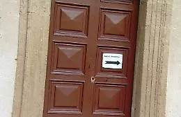 Qualcuno si &egrave; introdotto all'interno degli uffici anagrafe del palazzo municipale di Sciacca