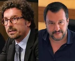 Migranti, Toninelli risponde a Salvini: &laquo;Si informi e non parli a sproposito&raquo;