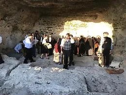 Villasmundo torna nelle grotte  della Timpa
per rivivere la sua storia