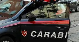 Francofonte, pezzi di cavallo morto in strada: denunciato anziano