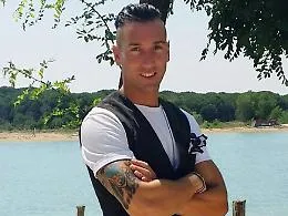 La scalata di Danilo: da cameriere a manager che a Catania cerca giovani pasticceri