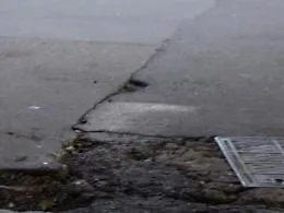 &laquo;Strade costellate di &ldquo;trappole&rdquo;&raquo;