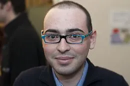 Salvatore Aranzulla: il genio siciliano dell'informatica che ha fatto di una passione un lavoro