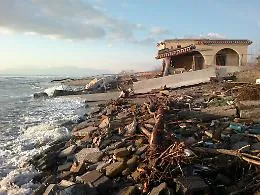 Non riduciamoci all'ultima spiaggia
Il report Wwf sullo stato delle nostre coste