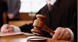 Catania, ha cinque figli a sua insaputa che portano il suo cognome
Il Tribunale gli d&agrave; ragione: "Prendano quello del padre biologico"