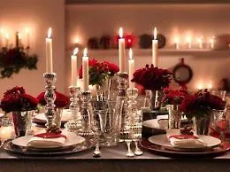 La tavola delle Feste tra addobbi e decori