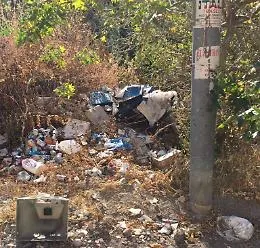 Catania, da mesi via San Filippo Neri &egrave; un immondezzaio