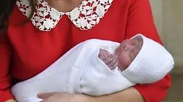Nato terzo Royal Baby e i fratellini George e Charlotte vanno a conoscerlo