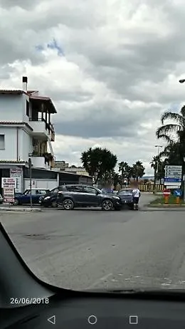 Marina di Ragusa, pitbull azzanna bimba
