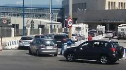 Controesodo, la Sicilia comincia a svuotarsi: a Messina file chilometriche agli imbarcaderi