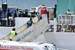 Sospetto tubercolosi a bordo della Diciotti Per 17 migranti sbarco necessario