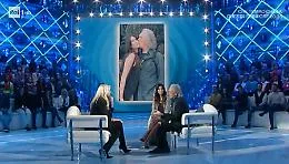Riccardo Fogli e la moglie Karin a Domenica In: la scelta di Mara li sorprende