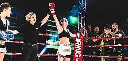 Kick boxing: Gloria Peritore ha vinto a Pescara