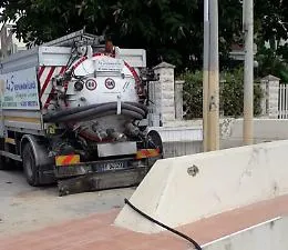 Punta Grande: il consigliere comunale Sciarrone denuncia inquinamento sulla spiaggia