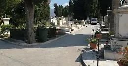 N&eacute; funerali in chiesa n&eacute; corteo funebre per il boss morto suicida