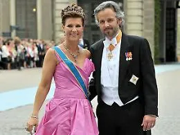 Si uccide Ari Behn, l'ex marito della principessa di Norvegia che accuso Kevin Spacey di molestie