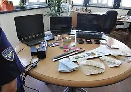 Napoli, vendeva polizze false &laquo;spendendo&raquo; nome dell&rsquo;isp. Raciti