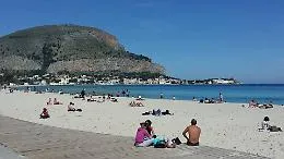 L'estate non &egrave; ancora finita: oggi un assaggio d'autunno, ma da domani "torna il sereno"