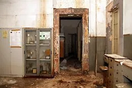 Scuola: benvenuti all'&laquo;Eredia&raquo;, la casa dei fantasmi
