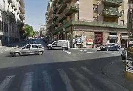 Catania, rissa tra stranieri in via Etnea, un uomo in fin di vita