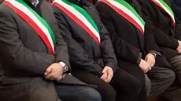 Decadenza, la rivolta dei sindaci a Palazzo dei Normanni Crocetta:  &laquo;Norma scriteriata, la aboliremo&raquo;