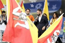 M5s, Cancelleri: &laquo;Scegliete futuro, dateci possibilit&agrave; di governare&raquo;