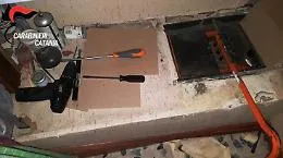 Catania, tentano di svaligiare la casa di una anziana morta da poco