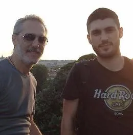 L'appello dell'attore Marcello Mazzarella: &laquo;Aiutate mio figlio incarcerato in Giappone&raquo;