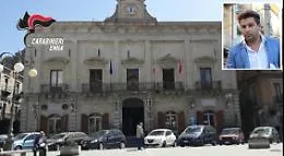&laquo;Paga i miei debiti tagliando i pasti per i bambini bisognosi&raquo;, interdizione per un assessore di Nicosia