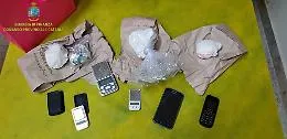 Catania, tre arresti per spaccio a Picanello: avevano mezzo kg di cocaina