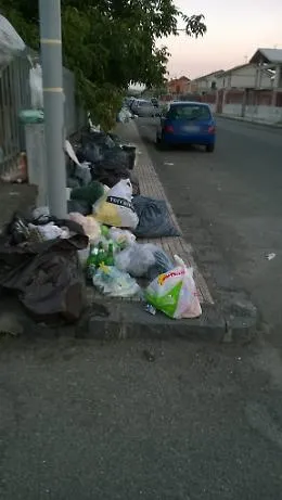 Giarre: mancata raccolta dell'immondizia nel comune di Mascali