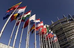 Tra intese (poche) e lunghi coltelli (tanti) in Sicilia &egrave; ressa per un posto alle Europee