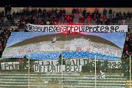 Calcio, mai pi&ugrave; "Forza Etna" negli stadi: Daspo per i tifosi che inneggiano ai vulcani